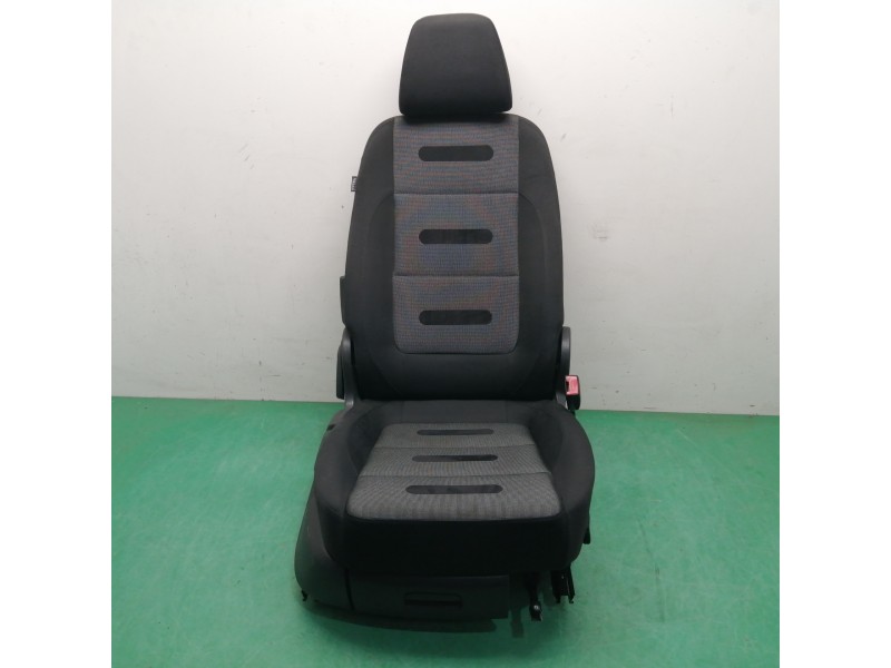 Recambio de asiento delantero derecho para volkswagen tiguan (5n2) 2.0 tdi referencia OEM IAM Recambio de asiento delantero derecho para volkswagen tiguan (5n2) 2.0 tdi referencia OEM IAM