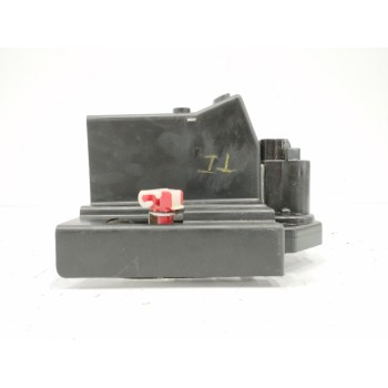 Recambio de cerradura puerta trasera izquierda para ssangyong rodius 2.7 turbodiesel cat referencia OEM IAM   