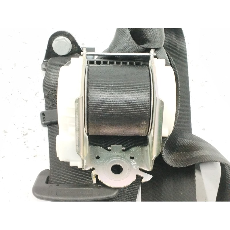CINTURON SEGURIDAD TRASERO DERECHO