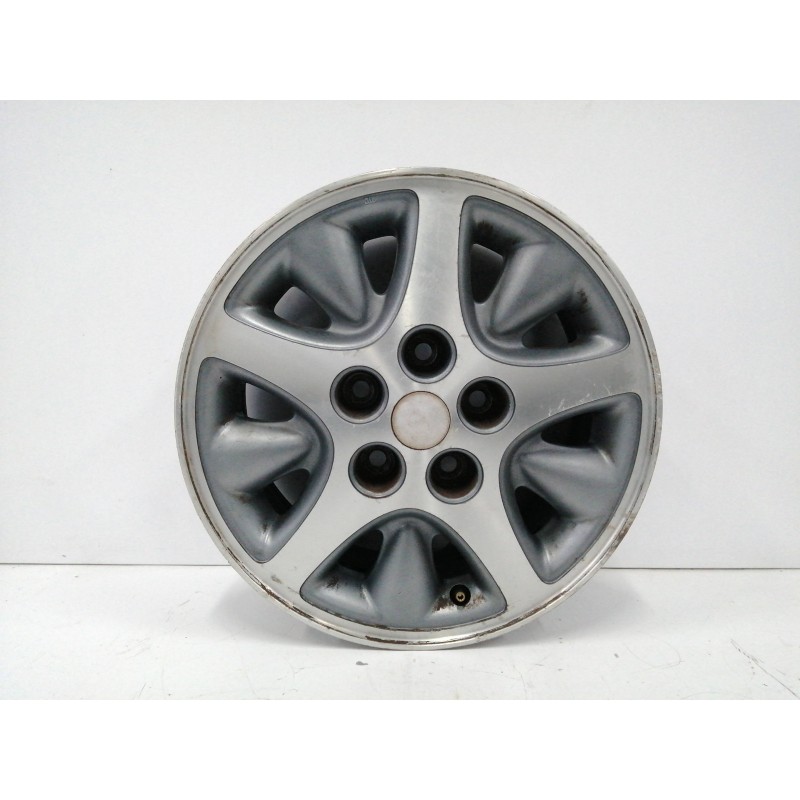Recambio de llanta para chrysler voyager (gs) 2.5 turbodiesel referencia OEM IAM RW027E 15X6,5JX40 