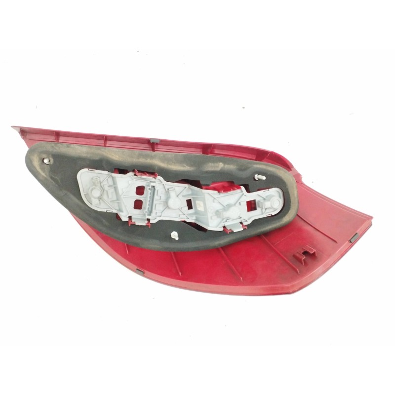 PILOTO TRASERO IZQUIERDO