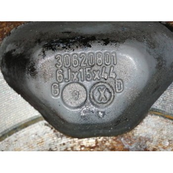 Recambio de llanta para volvo s40 berlina 1.6 cat referencia OEM IAM 30620801 6JX15X44 