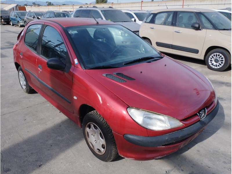 PEUGEOT 206 BERLINA