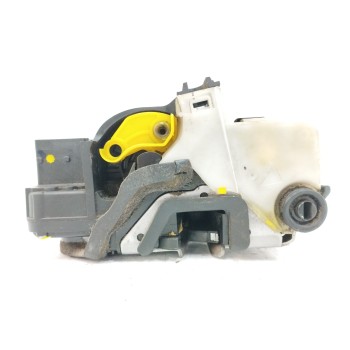 Recambio de cerradura puerta trasera izquierda para opel astra j sports tourer 1.7 16v cdti referencia OEM IAM 3023881  