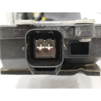 Recambio de cerradura puerta trasera derecha para kia sportage 2.0 crdi referencia OEM IAM 814201F010  