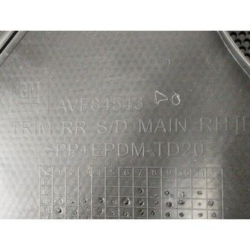 Recambio de guarnecido puerta trasera derecha para opel mokka 1.6 cdti dpf referencia OEM IAM AVF84543 NEGRO 