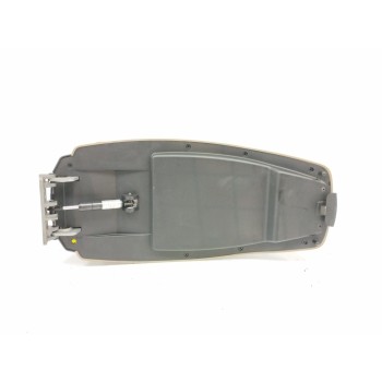 Recambio de apoyabrazos central para ssangyong rodius 2.7 turbodiesel cat referencia OEM IAM   