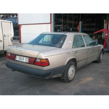 mercedes-benz clase e (w124) berlina del año 1987