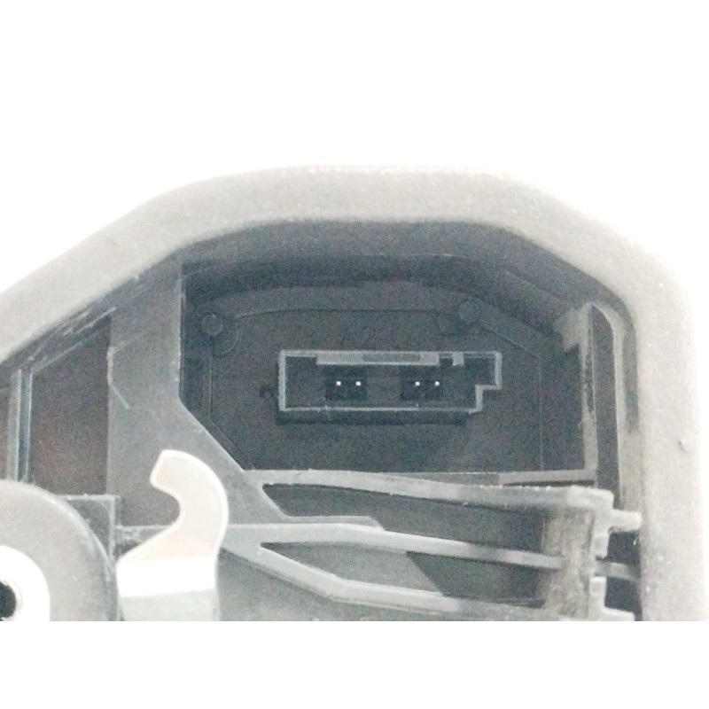 CERRADURA PUERTA DELANTERA IZQUIERDA A053702