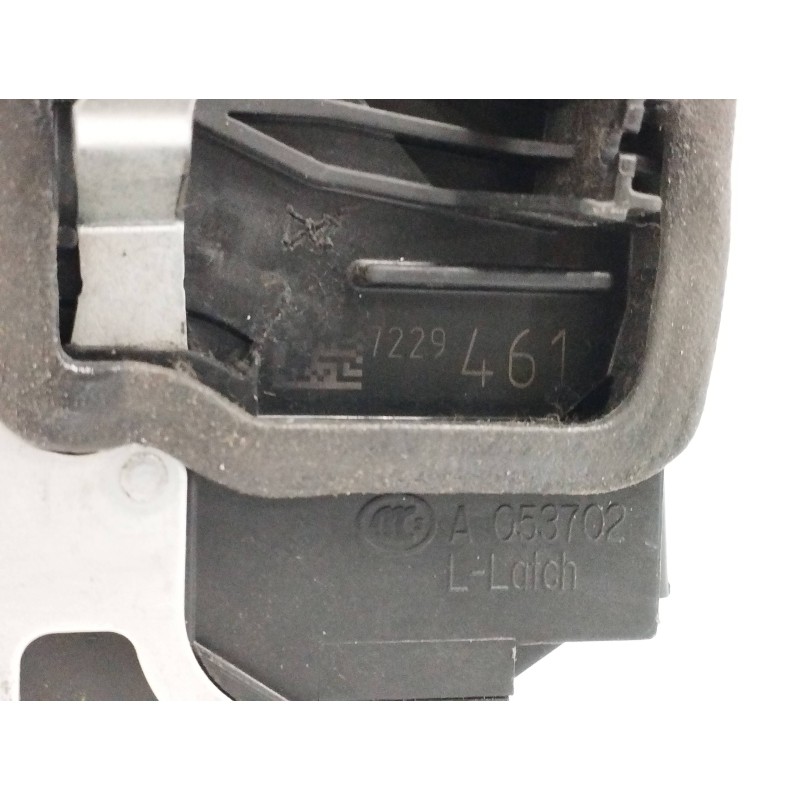 CERRADURA PUERTA DELANTERA IZQUIERDA A053702