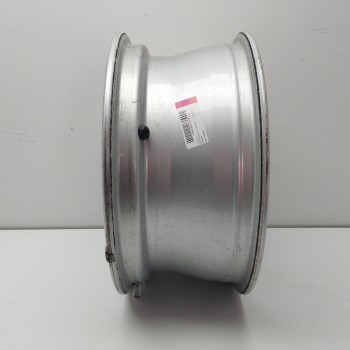 Recambio de llanta para kia sorento 2.5 crdi referencia OEM IAM 529103E580 E16X7JJ H2 ET45 5H 5X140