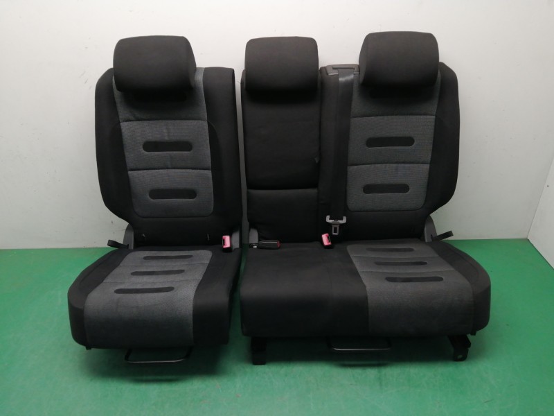 Recambio de asientos traseros para volkswagen tiguan (5n2) 2.0 tdi referencia OEM IAM Recambio de asientos traseros para volkswagen tiguan (5n2) 2.0 tdi referencia OEM IAM