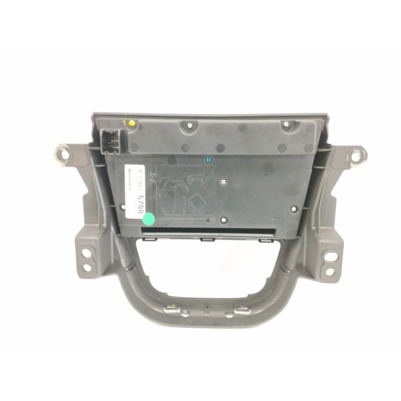 SISTEMA AUDIO / RADIO CD CONTROLES RADIO A2C9943760001