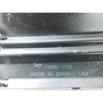 Recambio de rejilla delantera para volkswagen crafter kasten (sy) referencia OEM IAM VW831Y00 SIN SOPORTE 7C0853651A