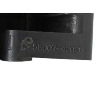 Recambio de apoyabrazos central para toyota rav 4 (a3) 2.2 d-4d cat referencia OEM IAM 5890742020 SOLO TAPA 
