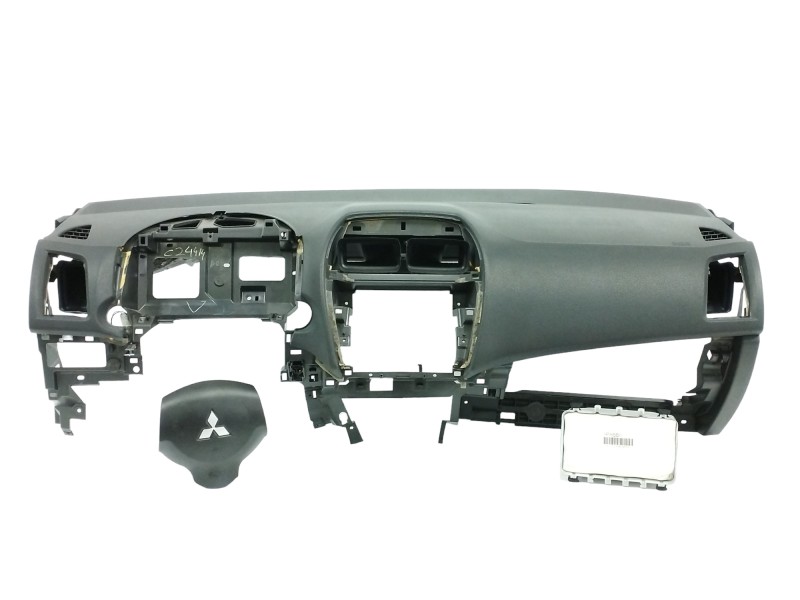 Recambio de salpicadero para mitsubishi asx (ga0w) 1.8 di-d cat referencia OEM IAM 8000A458XB 7030A249 7030A235