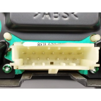 Recambio de cuadro instrumentos para opel meriva 1.7 16v cdti referencia OEM IAM 13214770LN 110080162038 