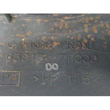 Recambio de aletin delantero izquierdo para nissan terrano/terrano.ii (r20) 2.7 turbodiesel referencia OEM IAM 638137F000  