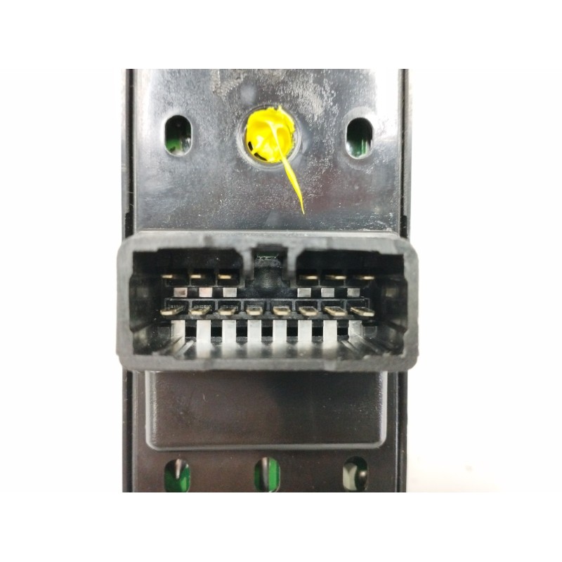 MANDO ELEVALUNAS DELANTERO IZQUIERDO