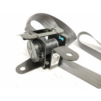 Recambio de cinturon seguridad trasero central para kia sportage 2.0 crdi referencia OEM IAM 898501F200  