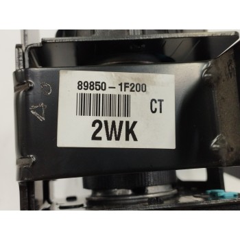 Recambio de cinturon seguridad trasero central para kia sportage 2.0 crdi referencia OEM IAM 898501F200  