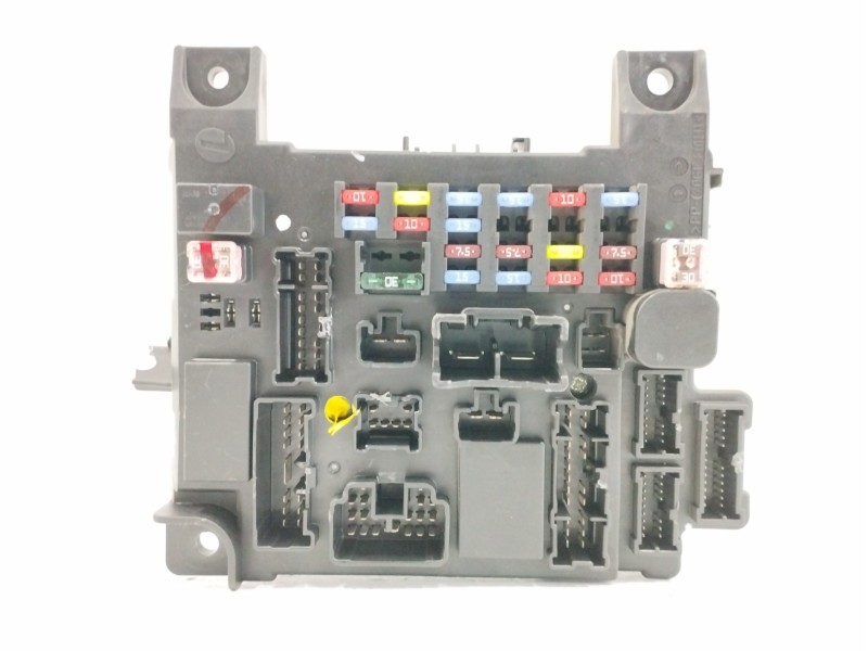 Recambio de caja reles / fusibles para mitsubishi asx (ga0w) 1.8 di-d cat referencia OEM IAM 8637A644 OBSERVAR FOTOS 