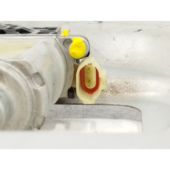 Recambio de elevalunas delantero derecho para kia sportage 2.0 crdi referencia OEM IAM 824701F100 824801FXXX 