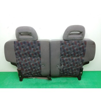 Recambio de asientos traseros para nissan terrano/terrano.ii (r20) comfort referencia OEM IAM  3 PUERTAS 