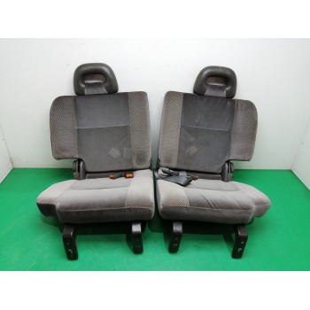 Recambio de asientos traseros para nissan terrano/terrano.ii (r20) 2.7 turbodiesel referencia OEM IAM  TERCERA FILA 