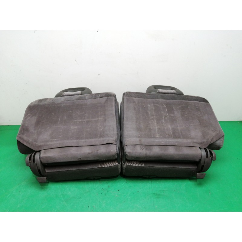 ASIENTOS TRASEROS TERCERA FILA