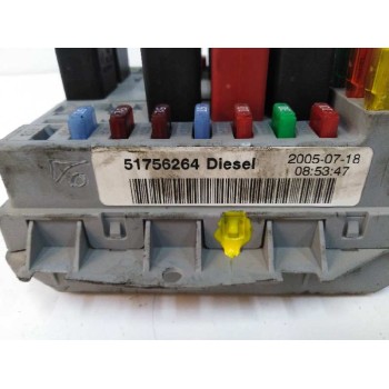 Recambio de caja reles / fusibles para fiat doblo (119) 1.3 jtd cat referencia OEM IAM 51756264  