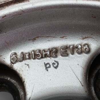 Recambio de llanta para volkswagen golf iv berlina (1j1) 1.9 tdi referencia OEM IAM 1J0601025AA 6JX15H2 ET38 1J0601025B