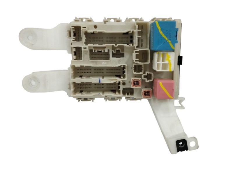 Recambio de caja reles / fusibles para toyota verso 1.6 16v cat referencia OEM IAM 827300F051C Recambio de caja reles / fusibles para toyota verso 1.6 16v cat referencia OEM IAM 827300F051C