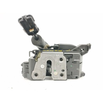 CERRADURA PUERTA TRASERA DERECHA 825020002R 