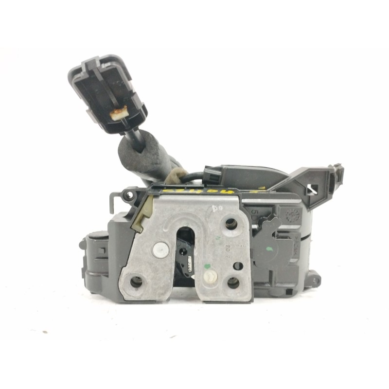 Recambio de cerradura puerta trasera derecha para renault megane iii berlina 5 p 1.6 dci diesel fap referencia OEM IAM 825020002