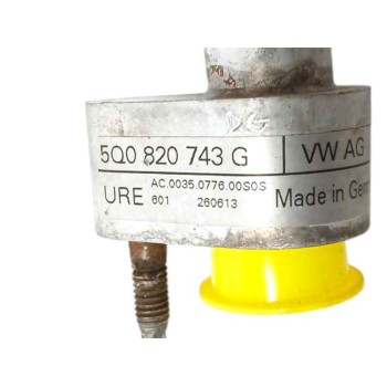Recambio de tubos aire acondicionado para volkswagen golf vii lim. 1.6 tdi dpf referencia OEM IAM 5Q0820743G  