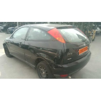 ford focus berlina (cak) del año 2000