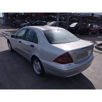 mercedes-benz clase c (w203) del año 2002