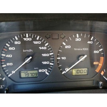 volkswagen polo berlina (6n1) del año 1995