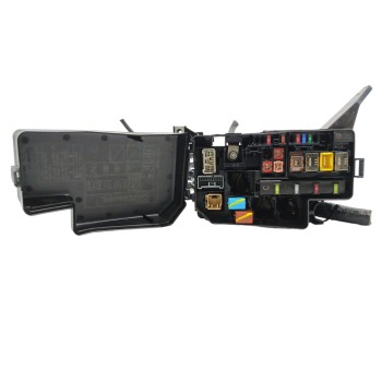 Recambio de caja reles / fusibles para toyota rav 4 (a3) 2.2 d-4d cat referencia OEM IAM 8266242270  