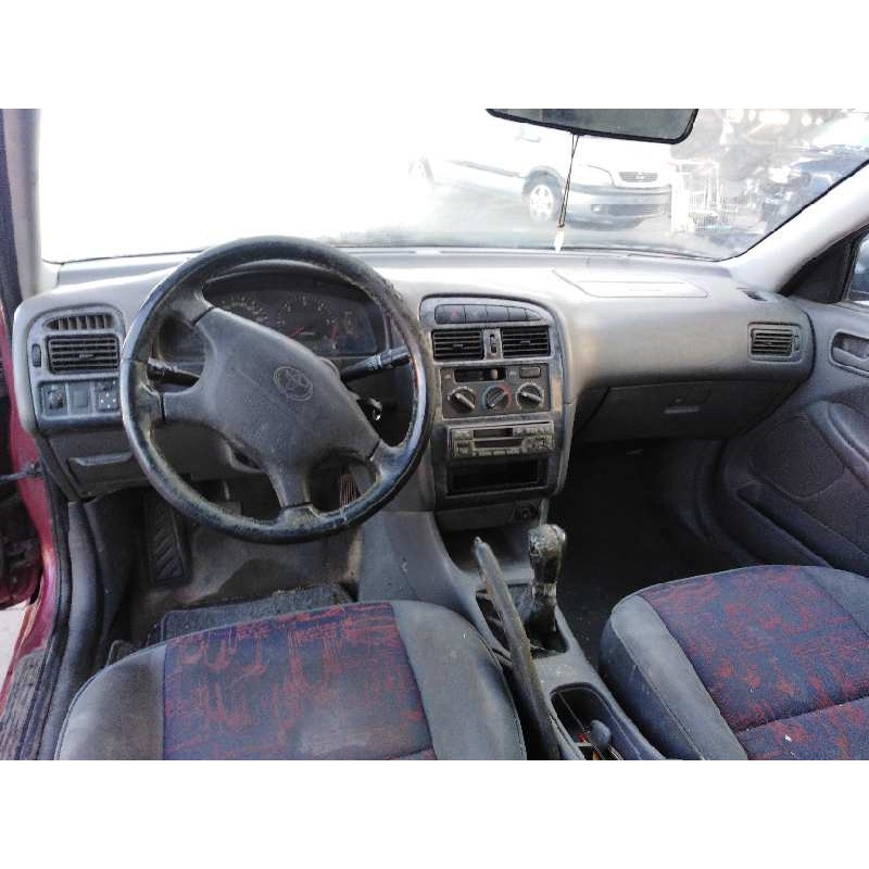 TOYOTA AVENSIS (_T22_) 1999