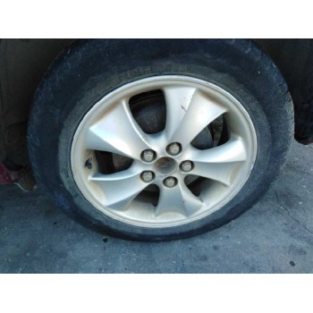 toyota avensis berlina (t 22) del año 1999