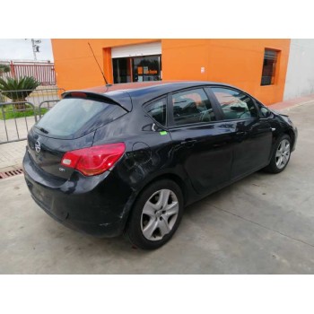 opel astra j lim. del año 2012