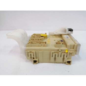 Recambio de caja reles / fusibles para toyota auris touring sports (e18) 1.8 16v cat (híbrido) referencia OEM IAM 8273012X80A 63