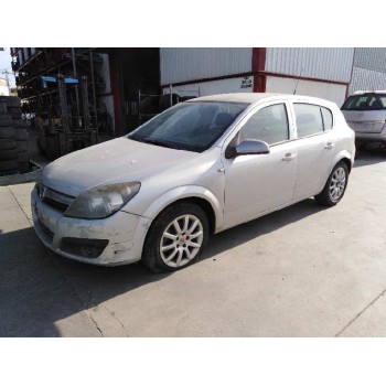 opel astra h berlina del año 2005