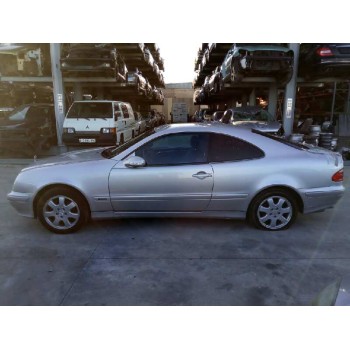 mercedes-benz clase clk (w208) coupe del año 2002