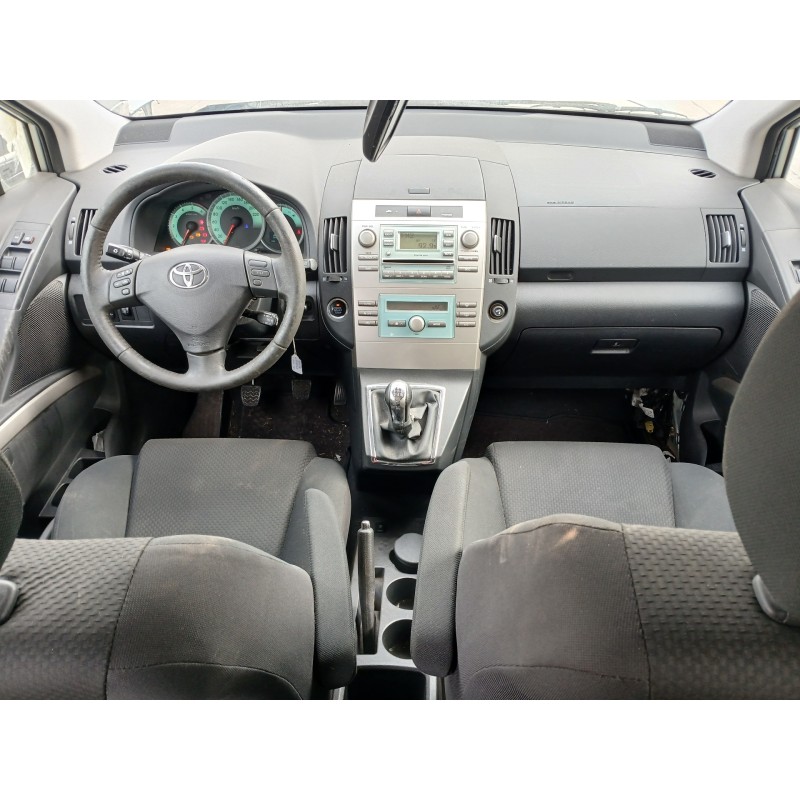 TOYOTA COROLLA Verso (ZER_, ZZE12_, R1_) 2005