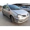 nissan almera tino (v10) del año 2004