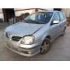 nissan almera tino (v10) del año 2004