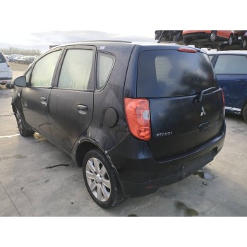 mitsubishi colt berlina 5 (z30a) del año 2009